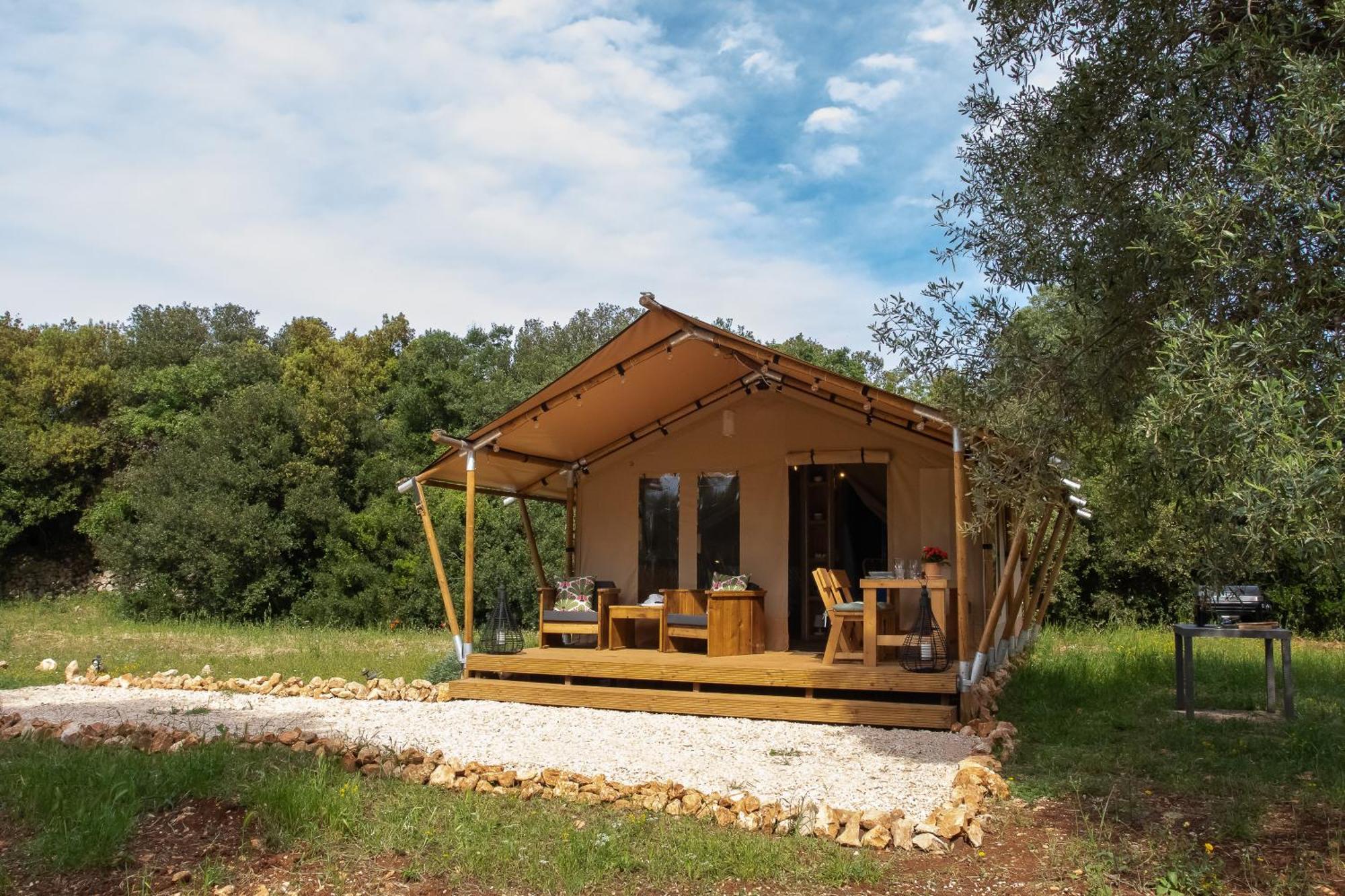 Hotel Domus Olea Glamping Ceglie Messapica Esterno foto