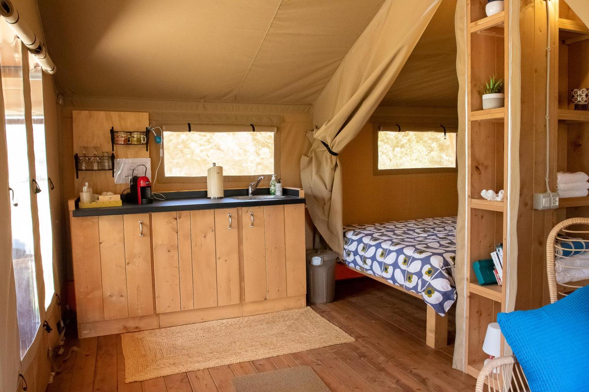 Hotel Domus Olea Glamping Ceglie Messapica Esterno foto