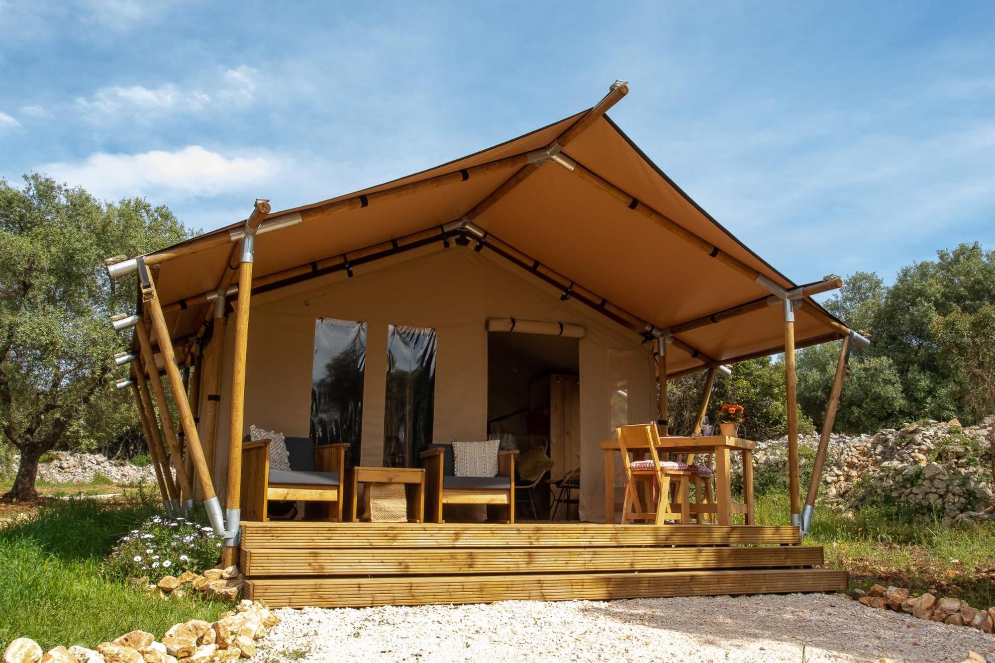 Hotel Domus Olea Glamping Ceglie Messapica Esterno foto