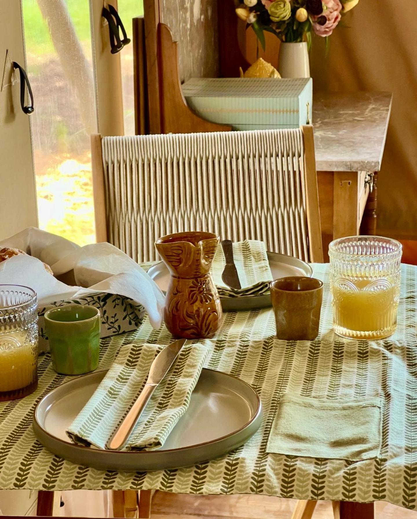 Hotel Domus Olea Glamping Ceglie Messapica Esterno foto