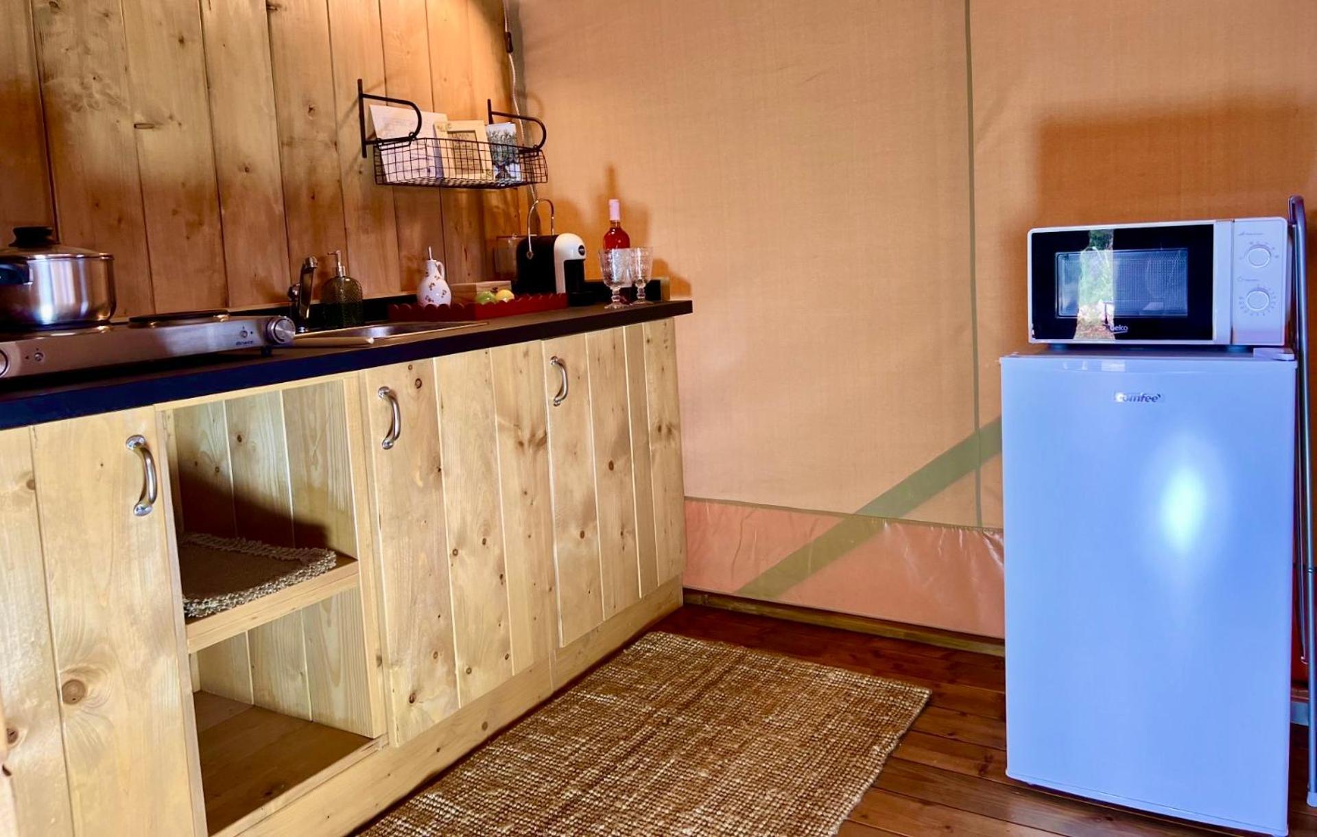 Hotel Domus Olea Glamping Ceglie Messapica Esterno foto