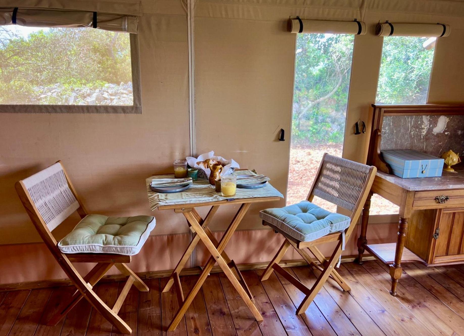 Hotel Domus Olea Glamping Ceglie Messapica Esterno foto